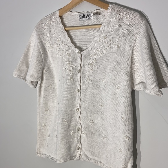 Vintage Floral Embroidered Pearl Button Grandma Knit Shirt Sweater - Picture 3 of 12